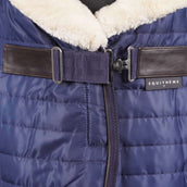 EQUITHÈME Couverture d'Écurie Teddy Doublé de Peau de Mouton Synthétique Marin EQUITHÈME Couverture d'Écurie Teddy Doublé de Peau de Mouton Synthétique Marin