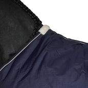 WeatherBeeta Couverture d'Écurie 1200D Standard Neck Medium Marine/Blanc WeatherBeeta Couverture d'Écurie 1200D Standard Neck Medium Marine/Blanc