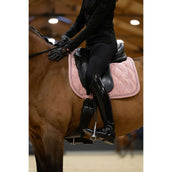 Eskadron Tapis de Selle Velours Crystal Platinum '25 Dressage Soft Rouge Eskadron Tapis de Selle Velours Crystal Platinum '25 Dressage Soft Rouge