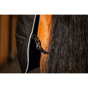 Rambo Couverture d'Écurie 100g Black/Thunderstorm Grey/Silver Rambo Couverture d'Écurie 100g Black/Thunderstorm Grey/Silver