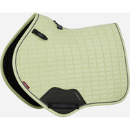 LeMieux Tapis de Selle Suede Close Contact Square de Saut Macaron LeMieux Tapis de Selle Suede Close Contact Square de Saut Macaron