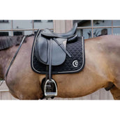 Kentucky Horsewear Tapis de Selle Onion Quilt 3D Logo Dressage Noir Kentucky Horsewear Tapis de Selle Onion Quilt 3D Logo Dressage Noir