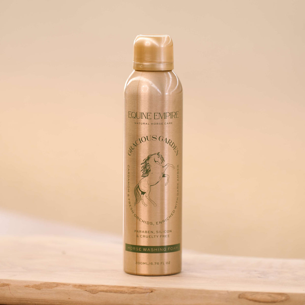 Imperial Riding Mousse de Lavage IRHEquine Empire Sage Green