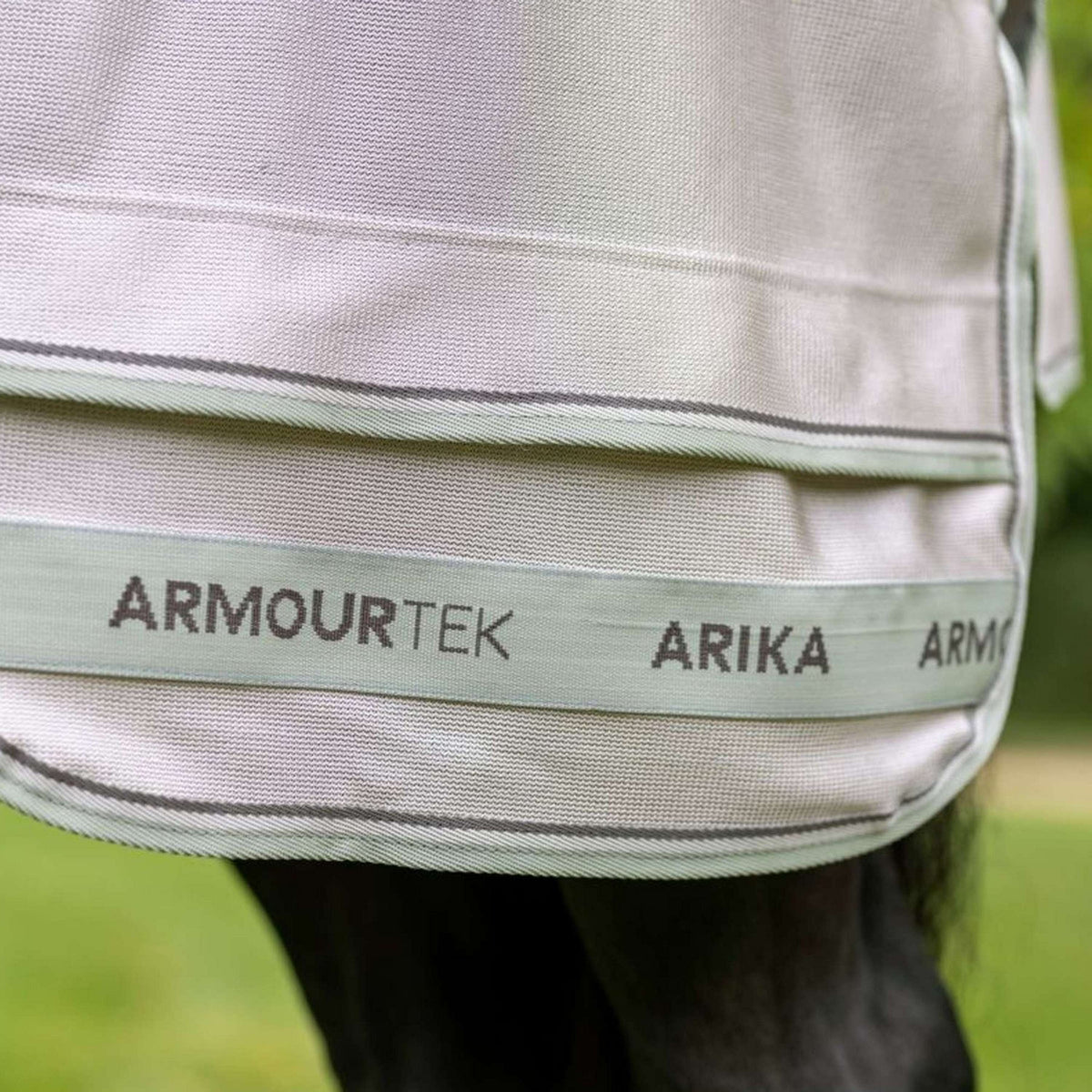 LeMieux Couverture Anti-Mouches Arika Armour-Tek Pierre