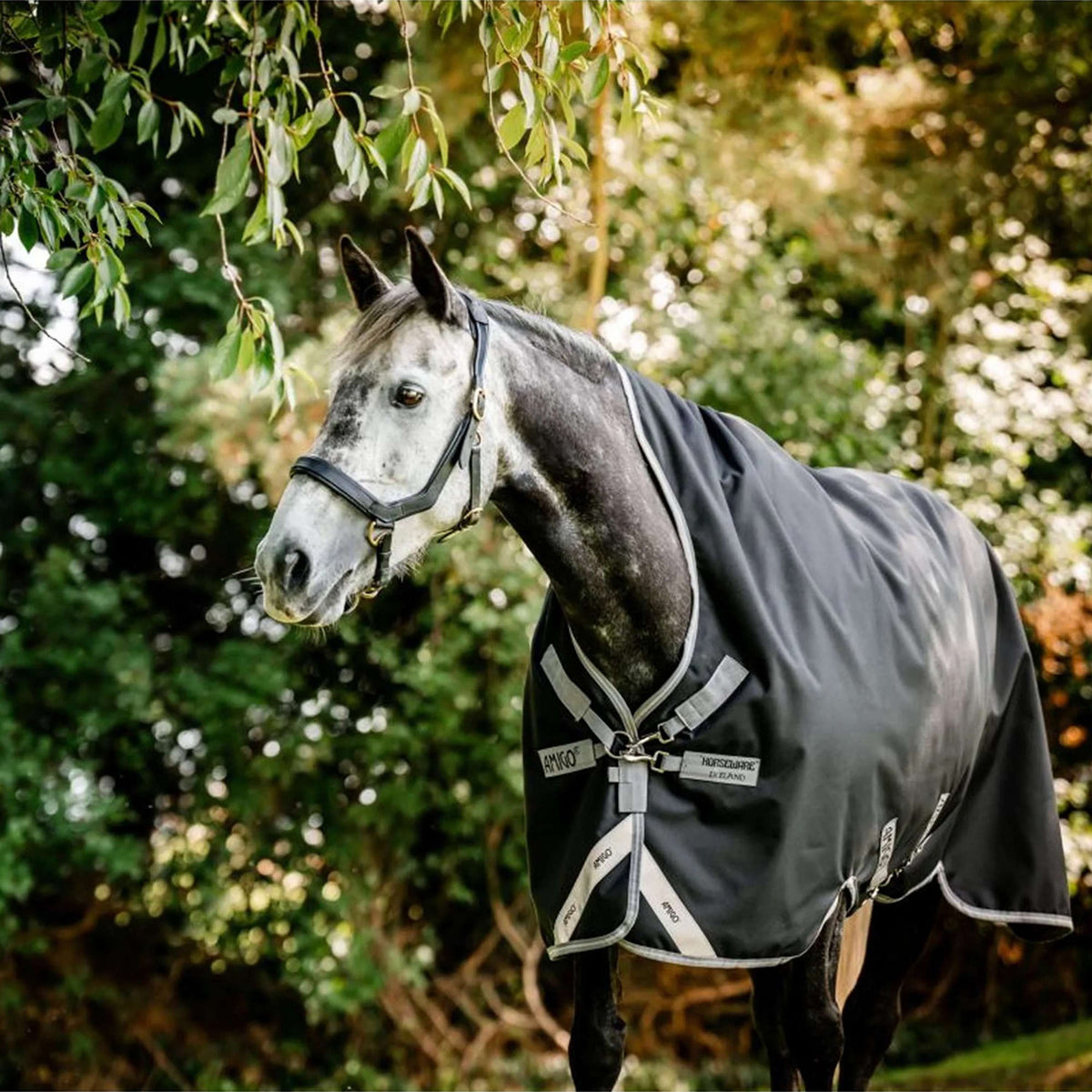 Amigo Wug Turnout 1200D 50g Noir/Gris Titane/Argent