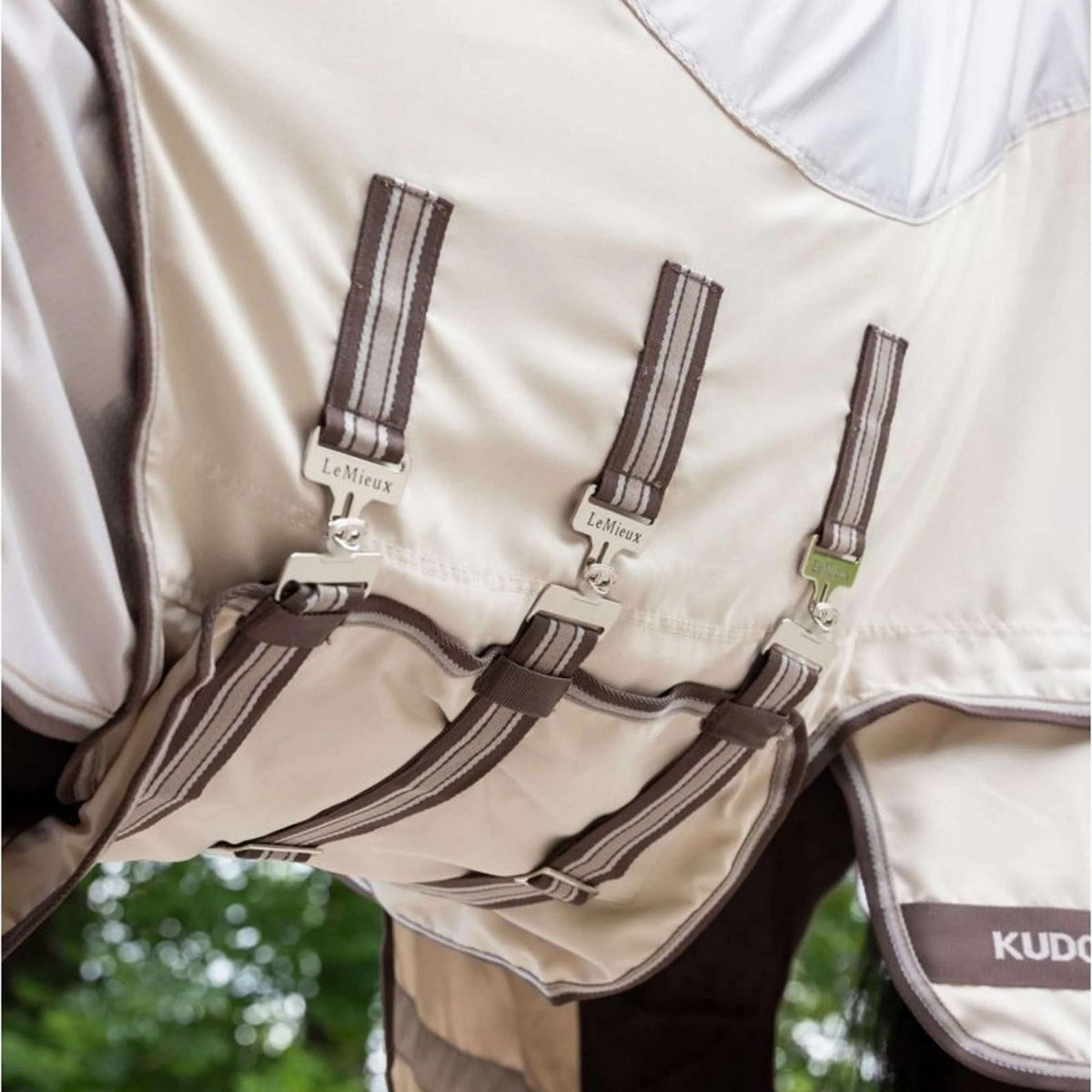 LeMieux Couverture Anti-Eczema Kudos Shower Pro Sweet Itch Pierre