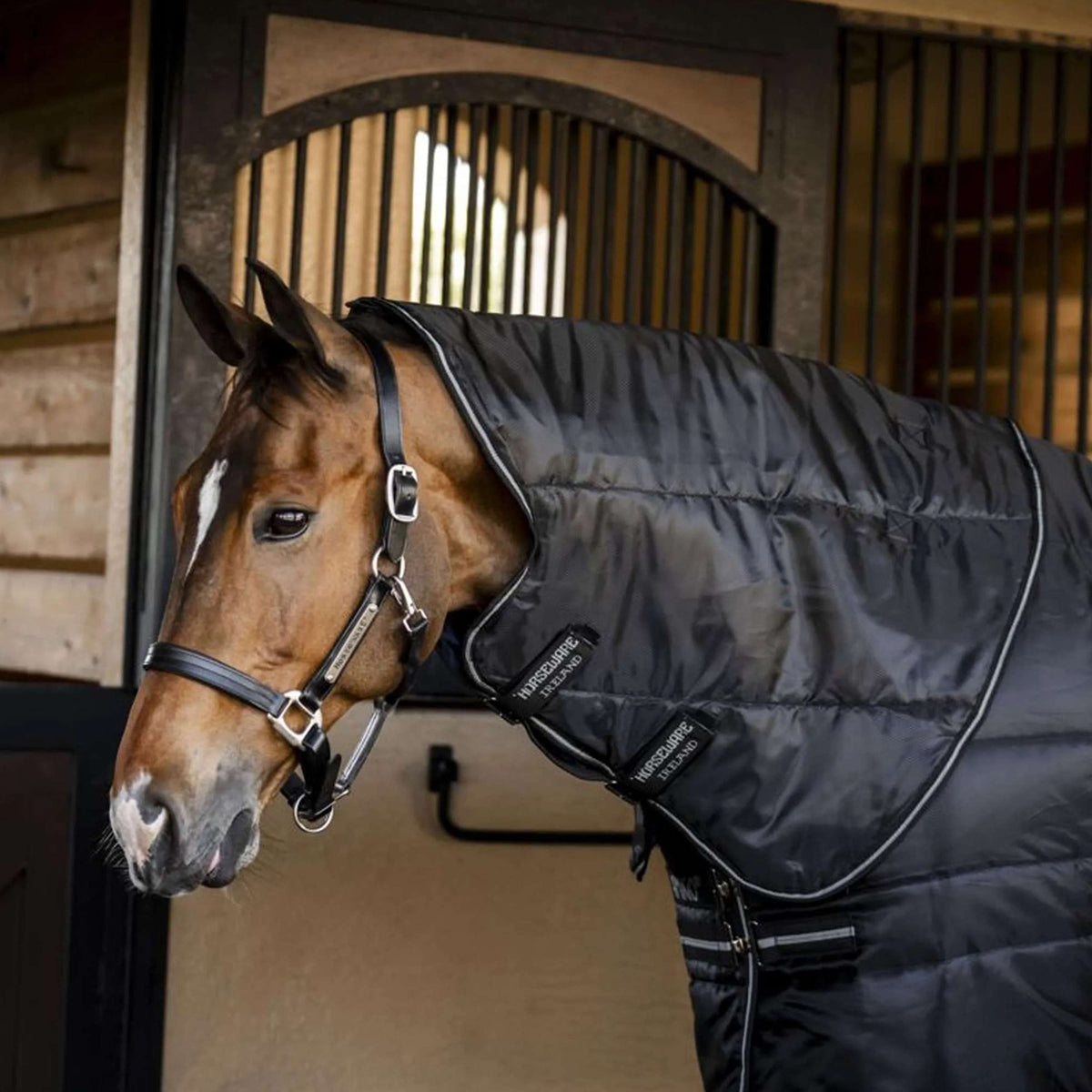 Amigo Couvre-Cou Ripstip Insulator Stable 200g Black/Black/Silver