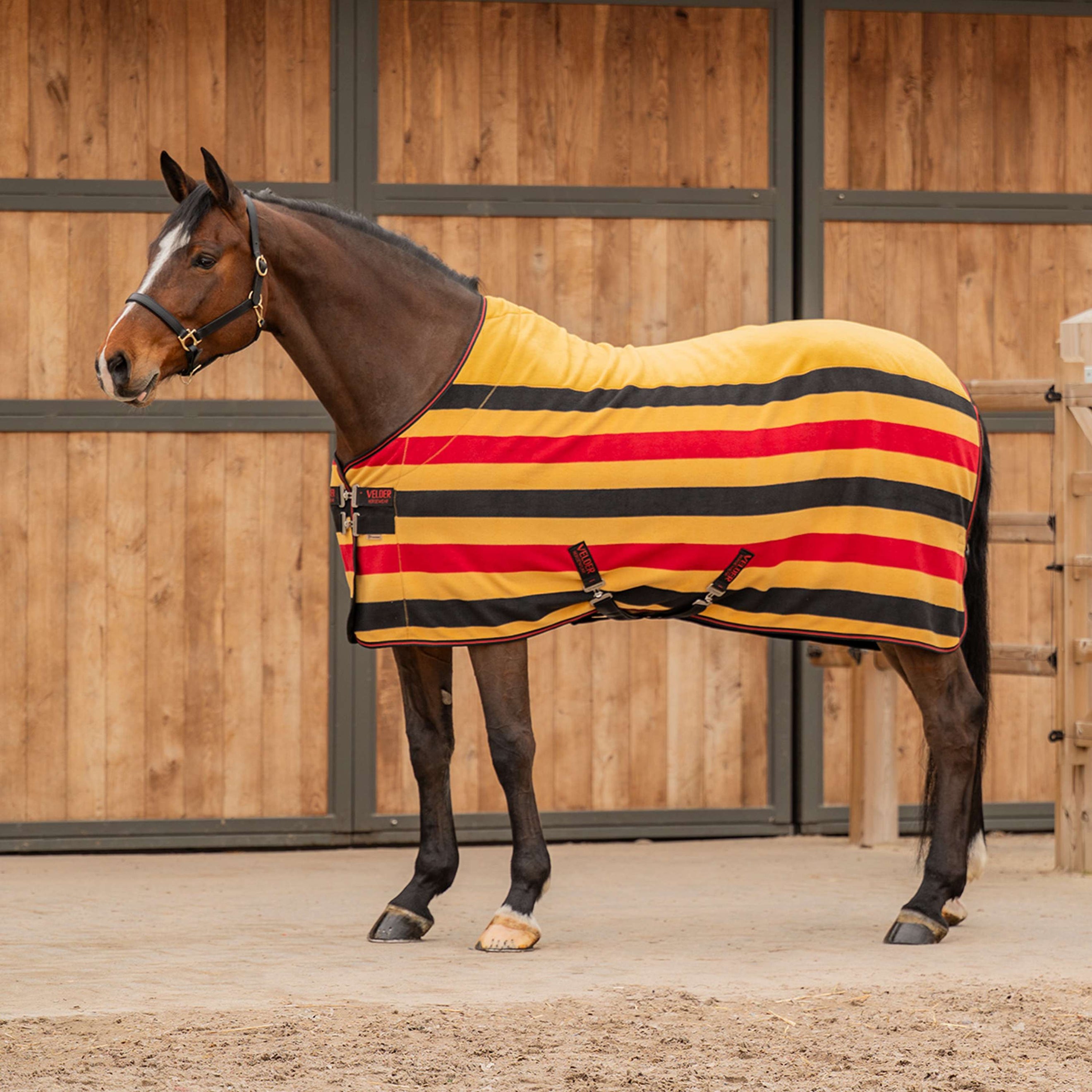 Velder Horsewear Deluxe Fleece Cooler Rug Noir/Jaune