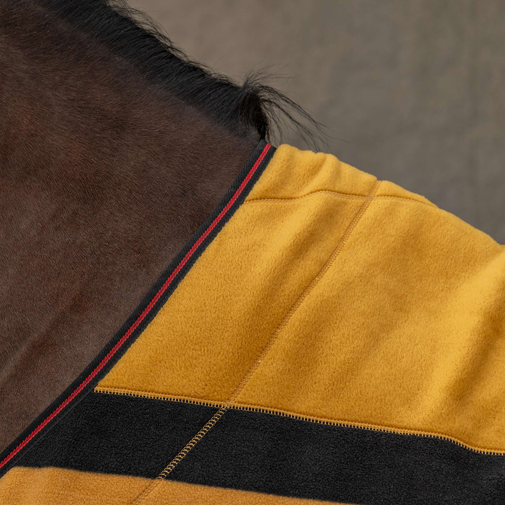 Velder Horsewear Premium Deluxe Fleece Cooler Rug Noir/Jaune