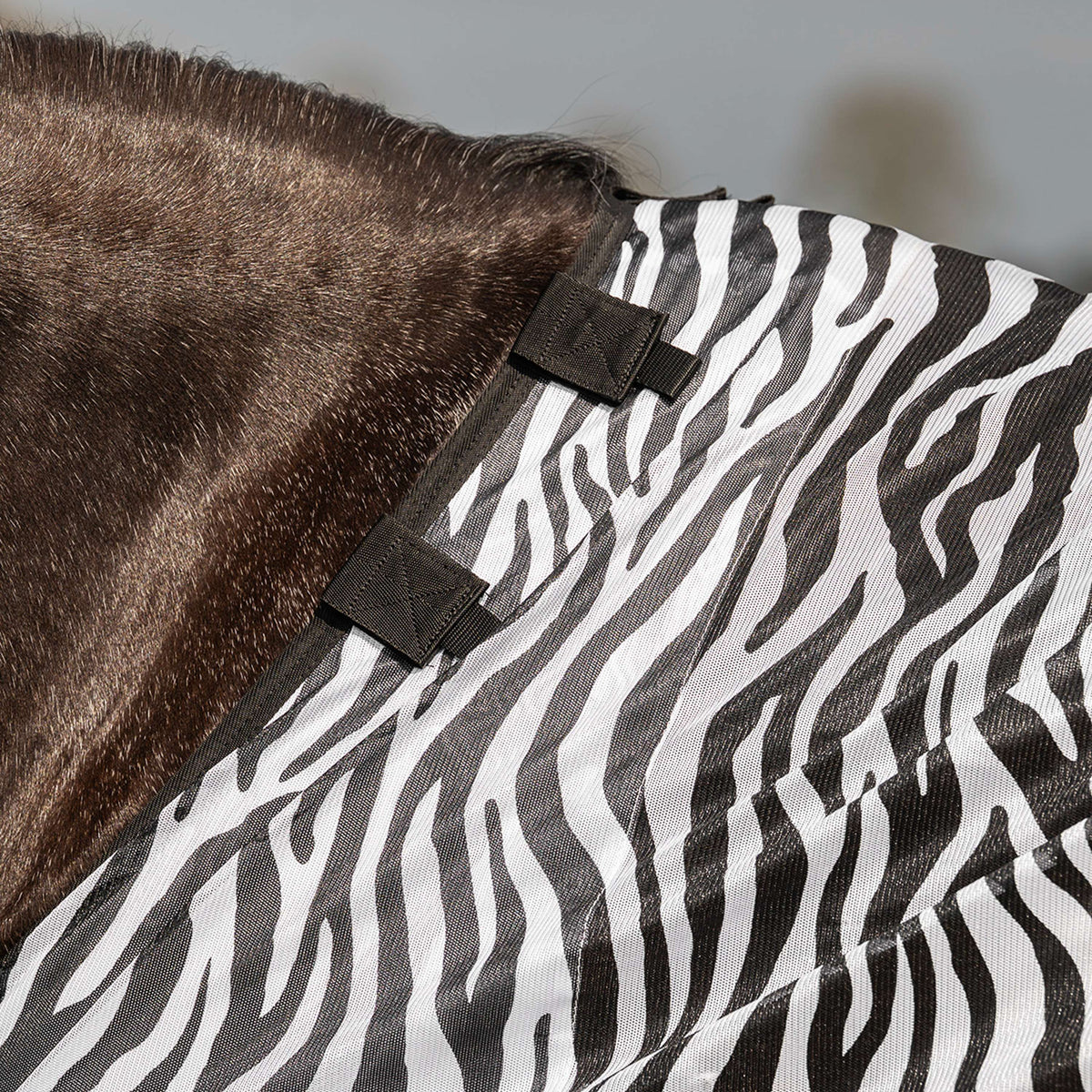 Velder Horsewear Couverture Anti-Mouches avec Couvre-cou Zebra Noir/Blanc