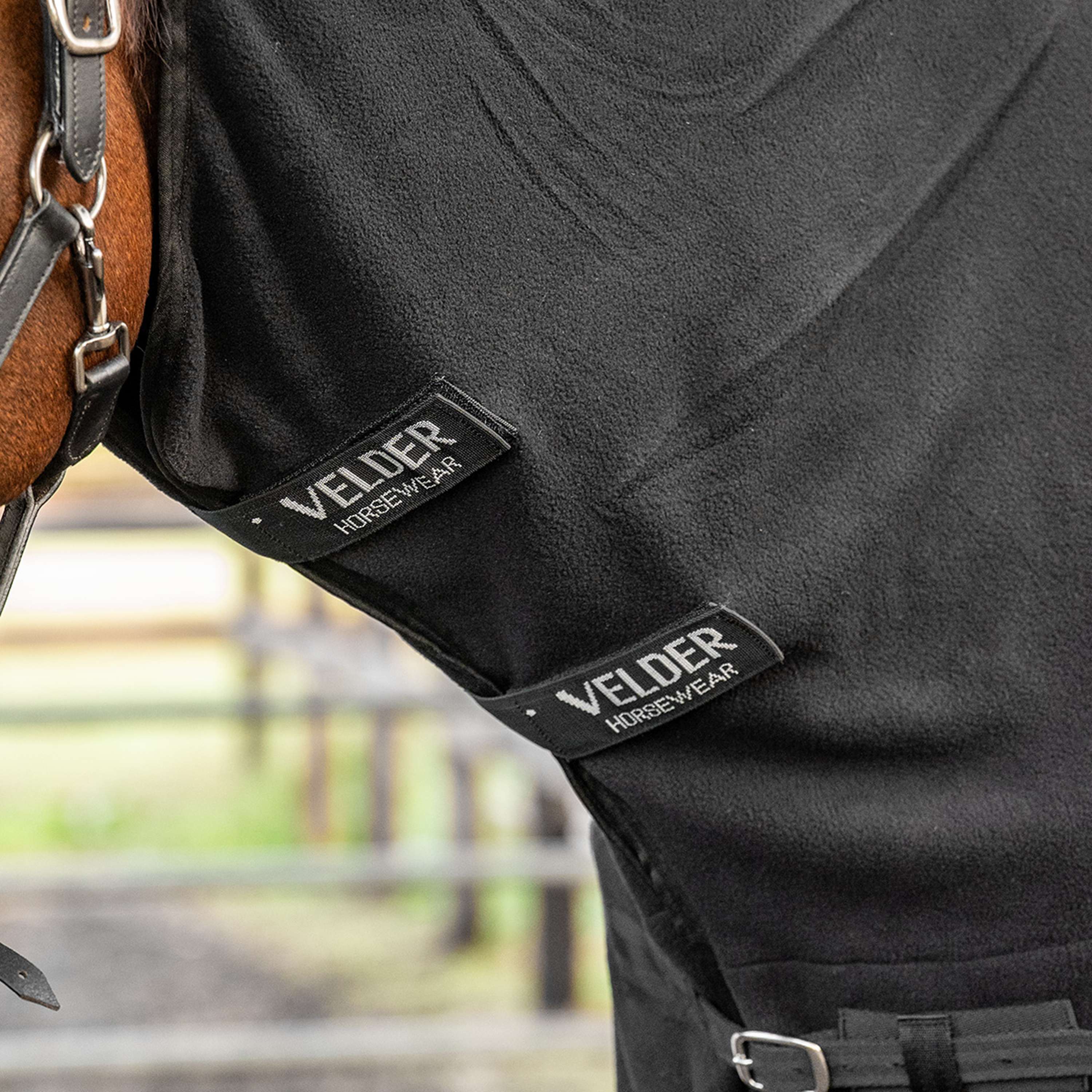 Velder Horsewear Essentials Couverture Polaire Comfy avec Couvre-cou Noir