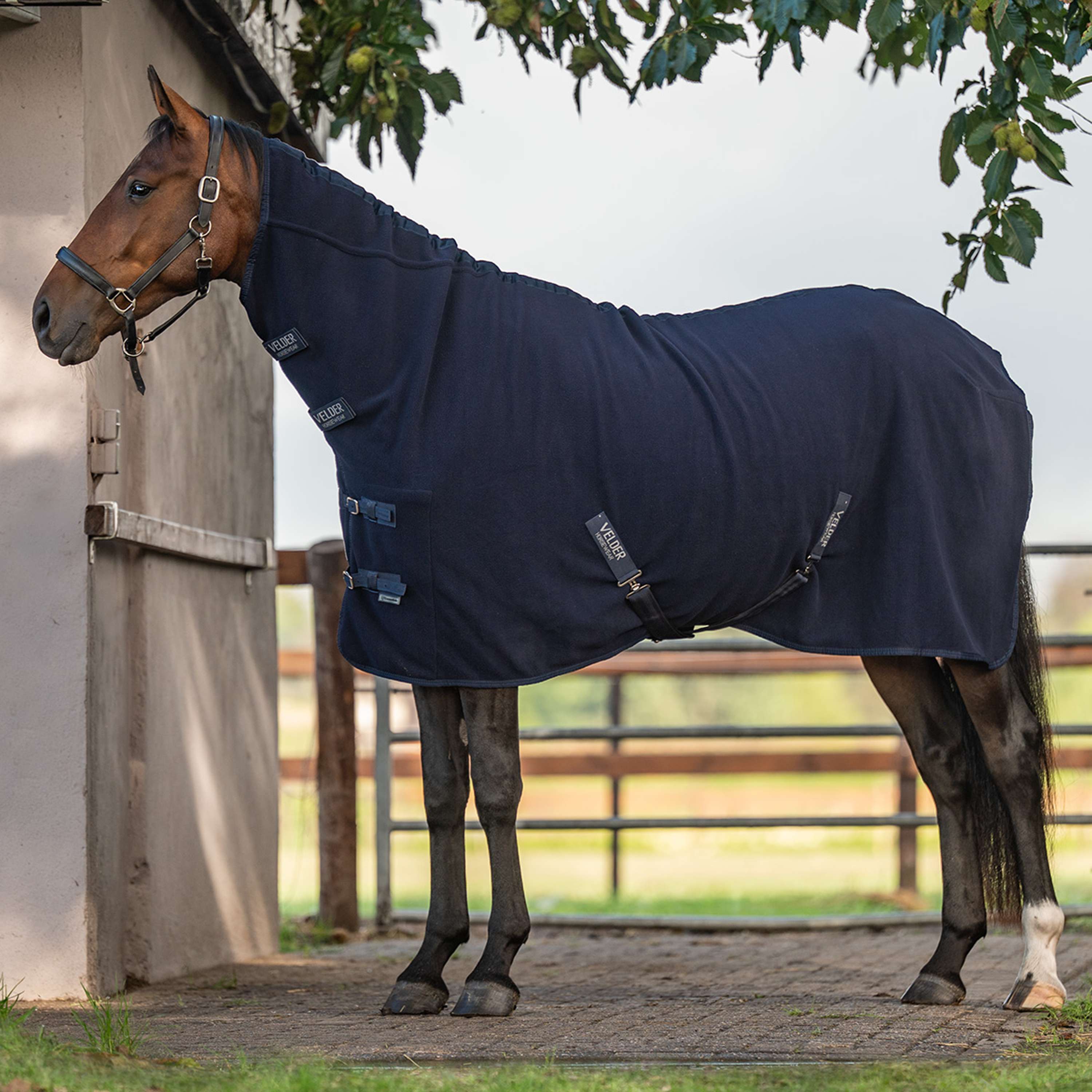 Velder Horsewear Essentials Couverture Polaire Comfy avec Couvre-cou Marin