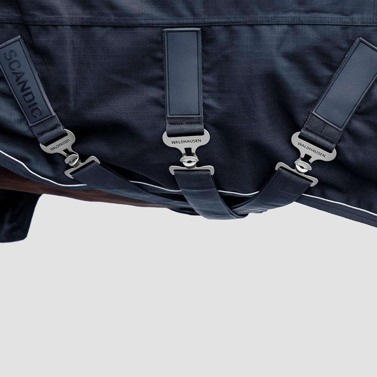 Waldhausen Couverture d'Extérieur Scandic Multi-Layer 50/150g Nightblue