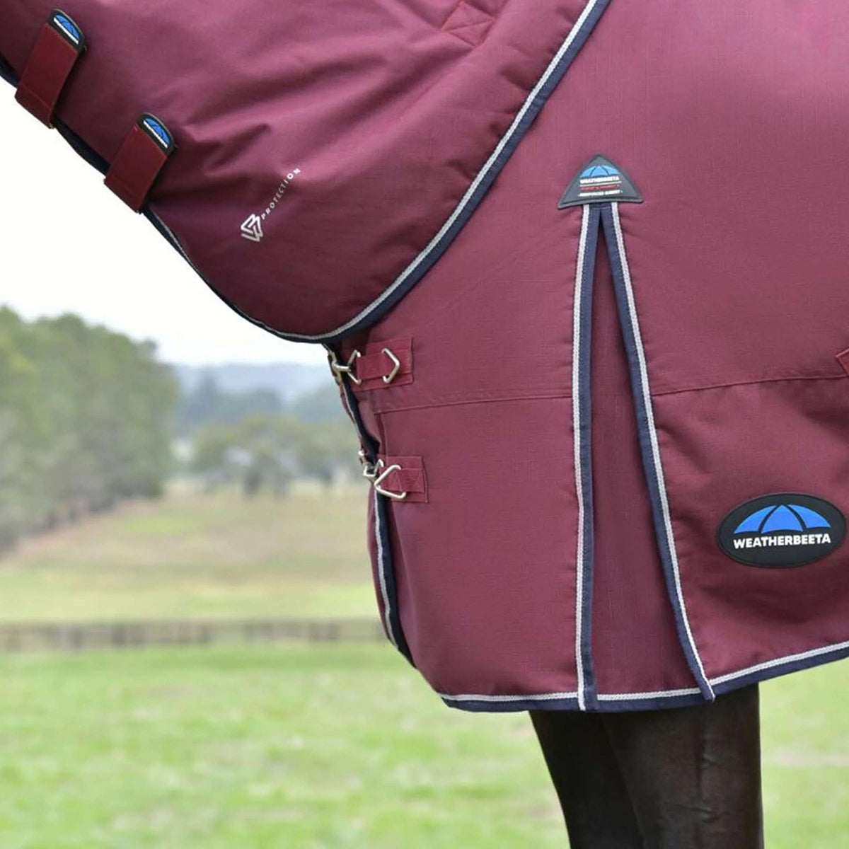 WeatherBeeta ComFiTec Essential Turnout Detach-A-Neck 50g Bourgogne/Marine