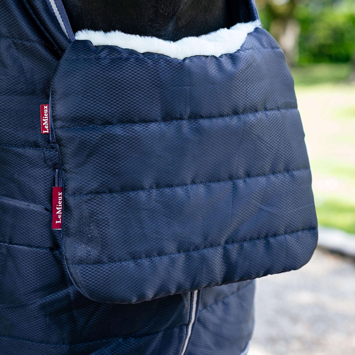 LeMieux Protection de Poitrail Marin