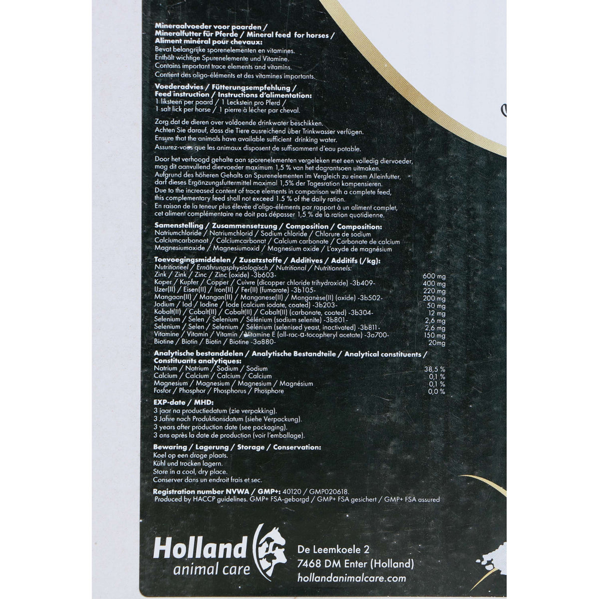 Excellent Salt Lick Horse Pierre à Lécher