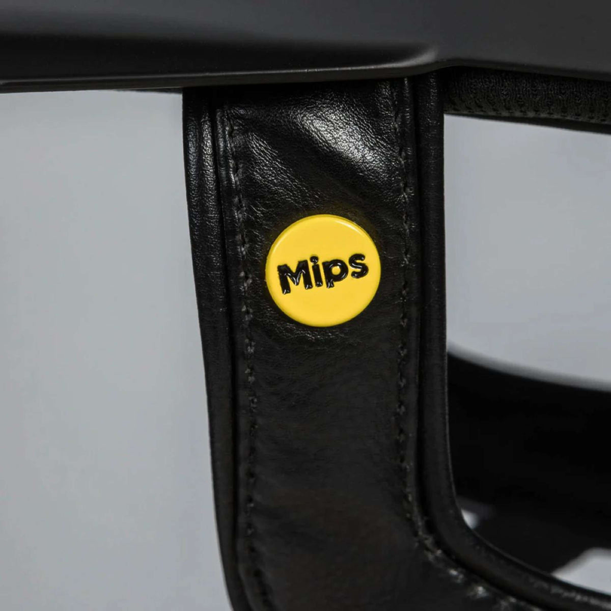 Back on Track Bombe Caracas Mips Noir