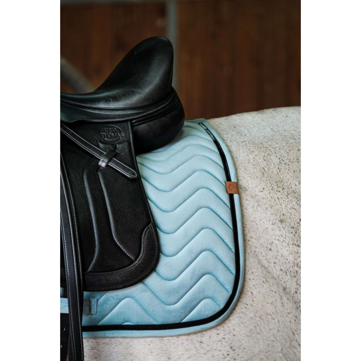 EQUITHÈME Tapis de Selle Glossy Dressage Vert clair