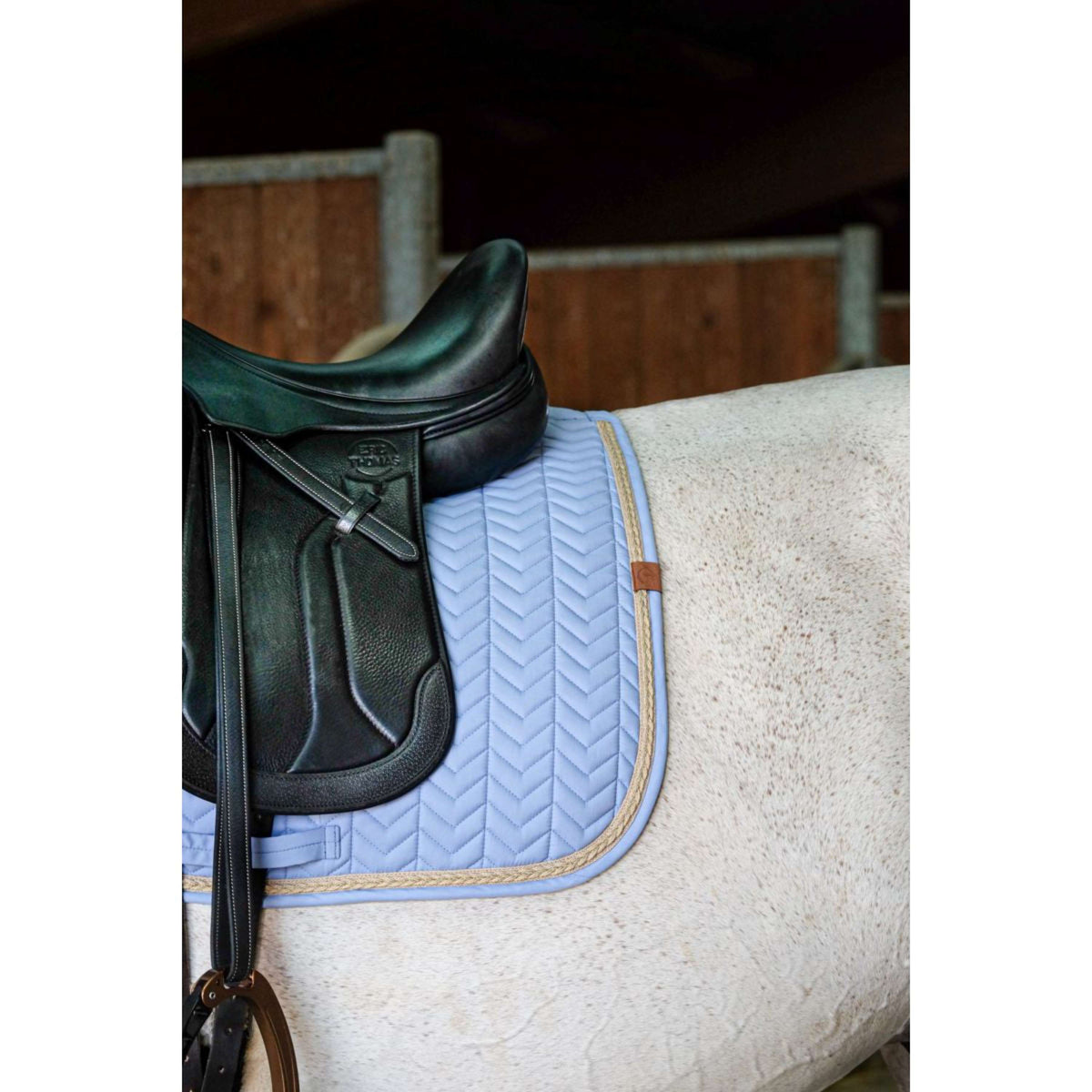 EQUITHÈME Tapis de Selle Softy Dressage Bleu clair