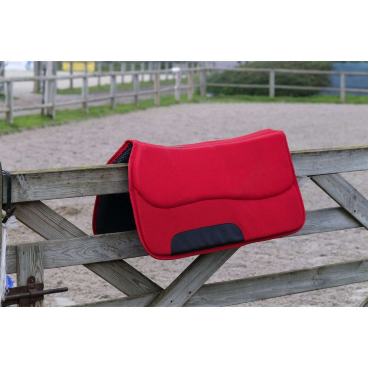 Westride Tapis de Selle Air Western Rouge