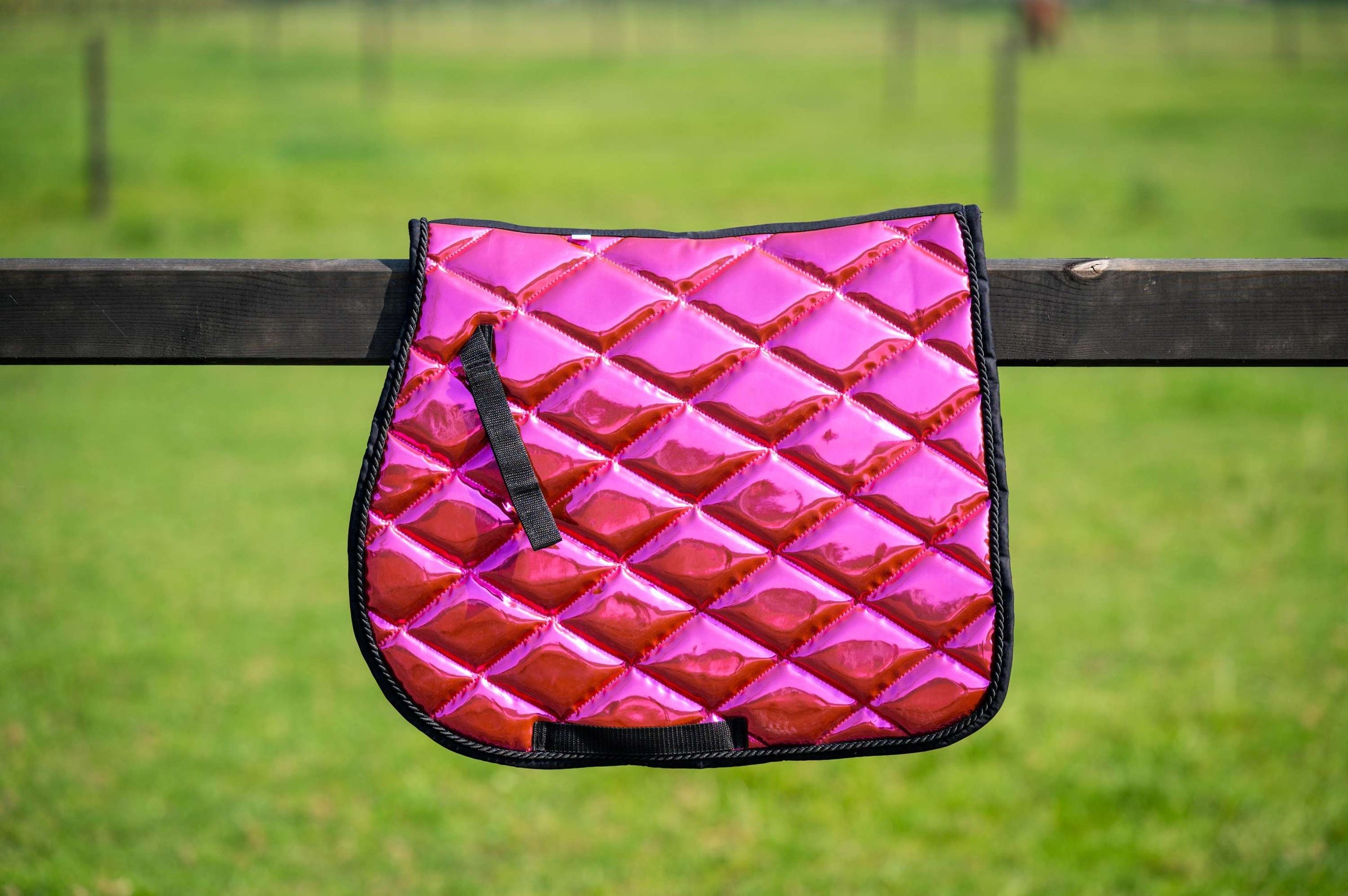 HB Tapis de Selle Holografic Magento HB Tapis de Selle Holografic Magento