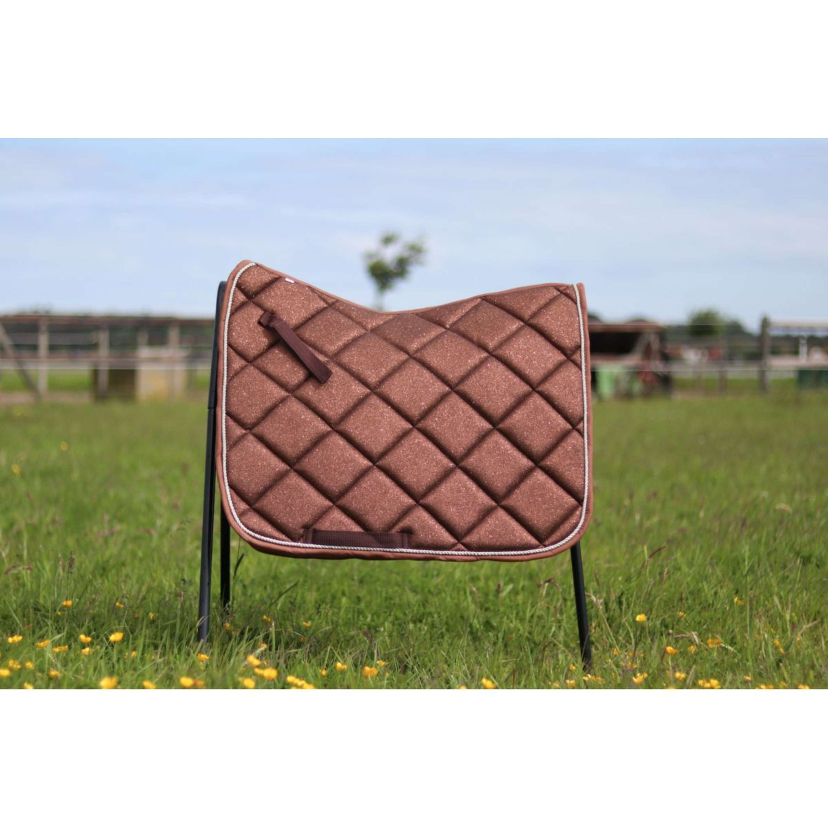 HB Tapis de Selle Sparkling Glitter Dressage Marron HB Tapis de Selle Sparkling Glitter Dressage Marron