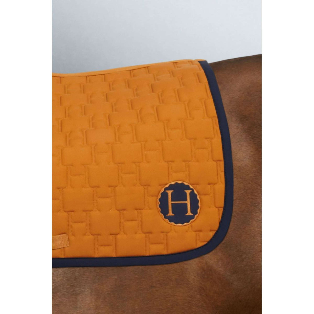 Harcour Tapis de Selle Salva Dressage Jaune or