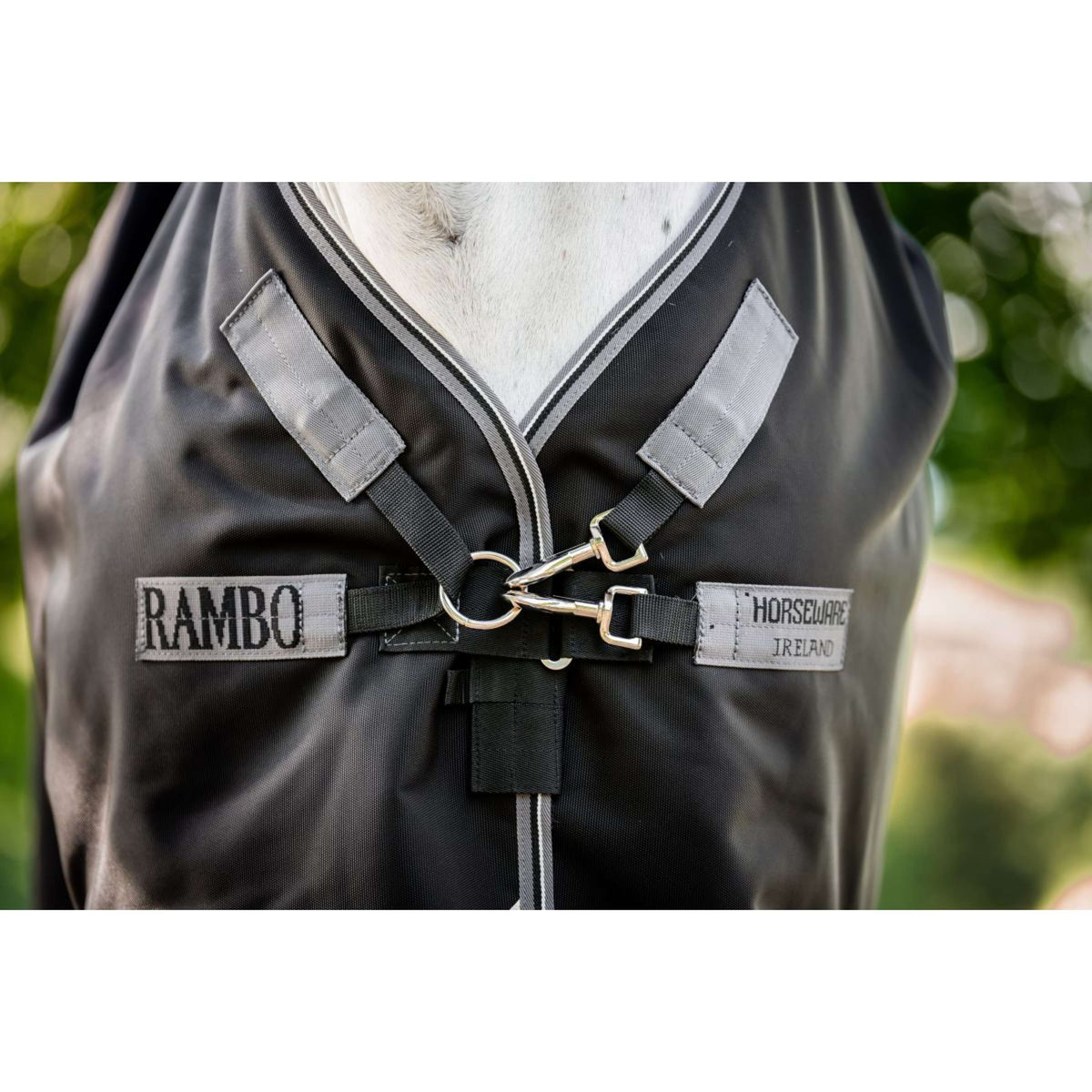 Rambo by Horseware Chemise Turnout 1680D 50g Noir/Thunderstorm Grey/Silver