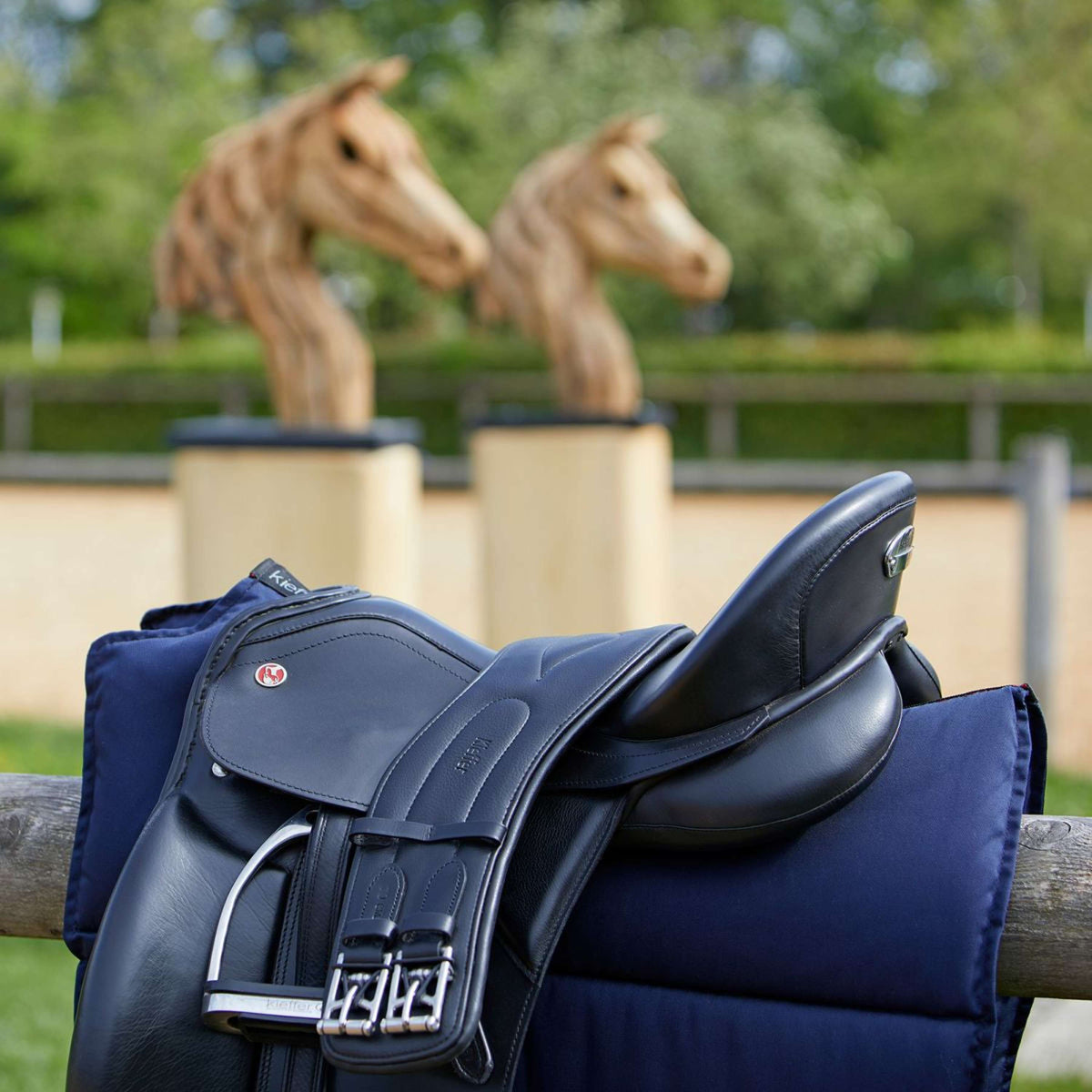 Kieffer Tapis de Selle Air-Tex Antishock Light Dressage Bleu Foncé