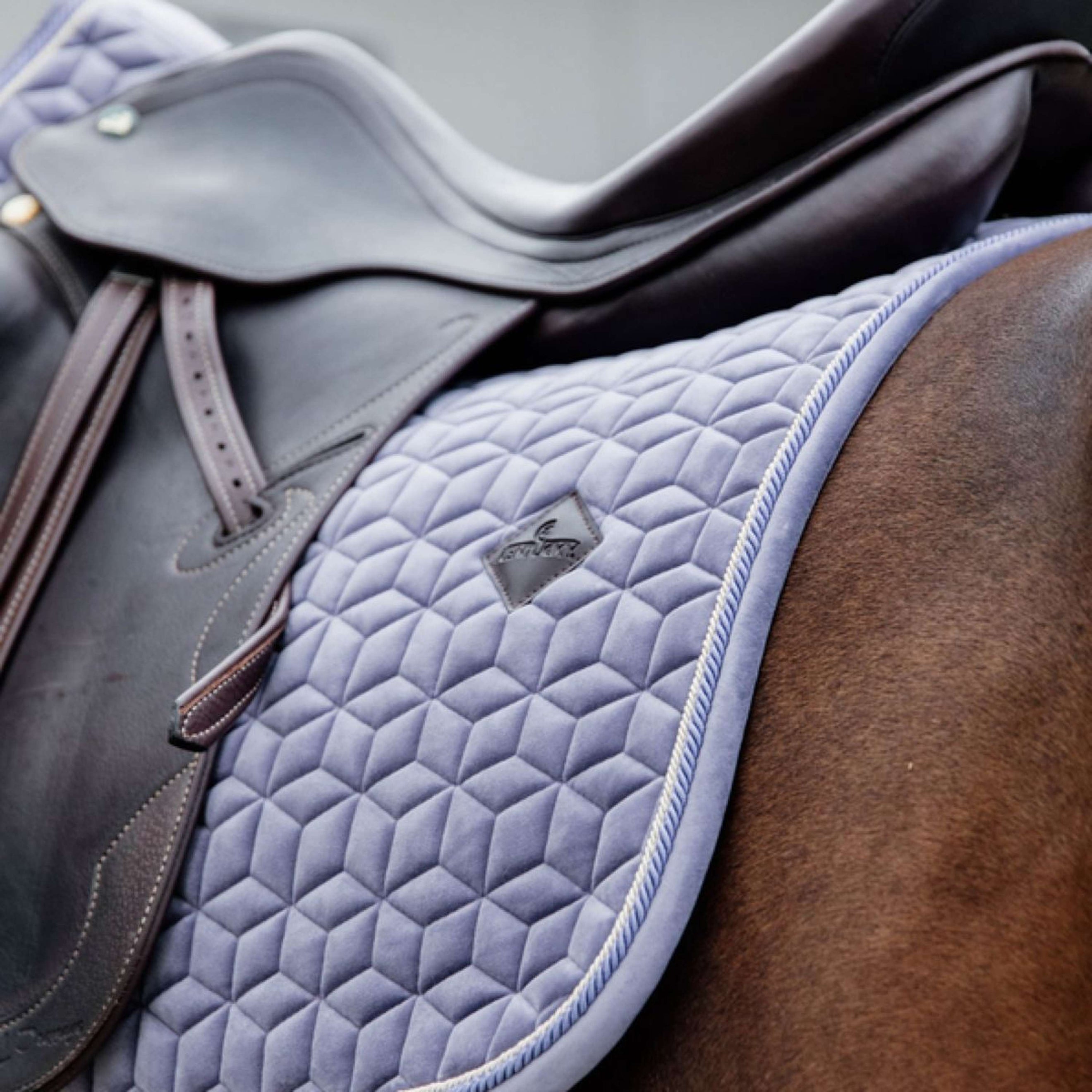 Kentucky Tapis de Selle Velvet Dressage Violet