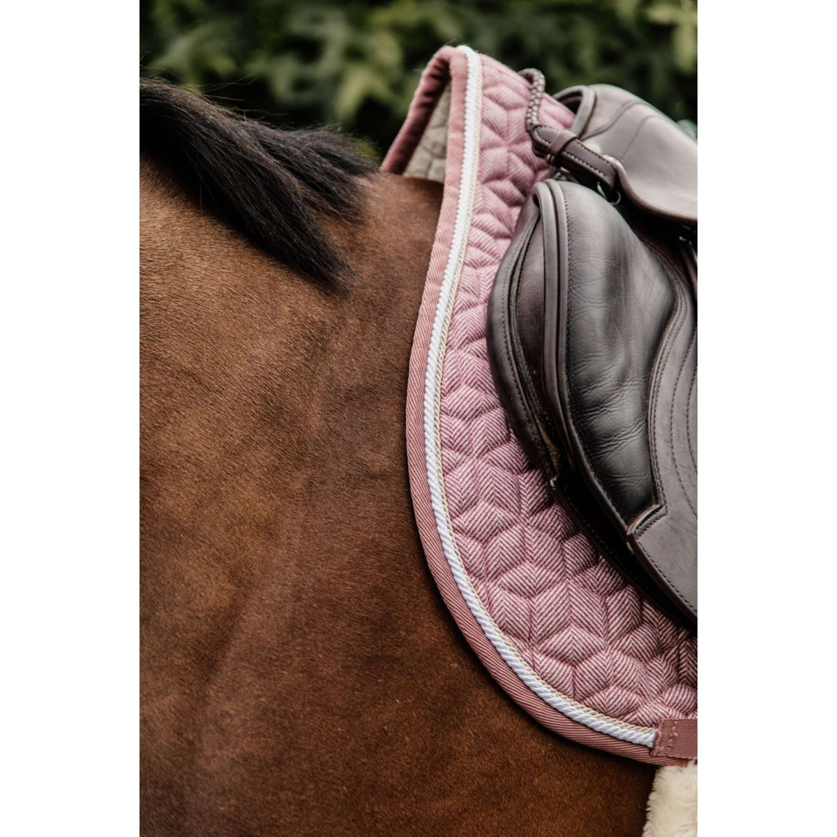 Kentucky Tapis de Selle Laine Saut Rose clair