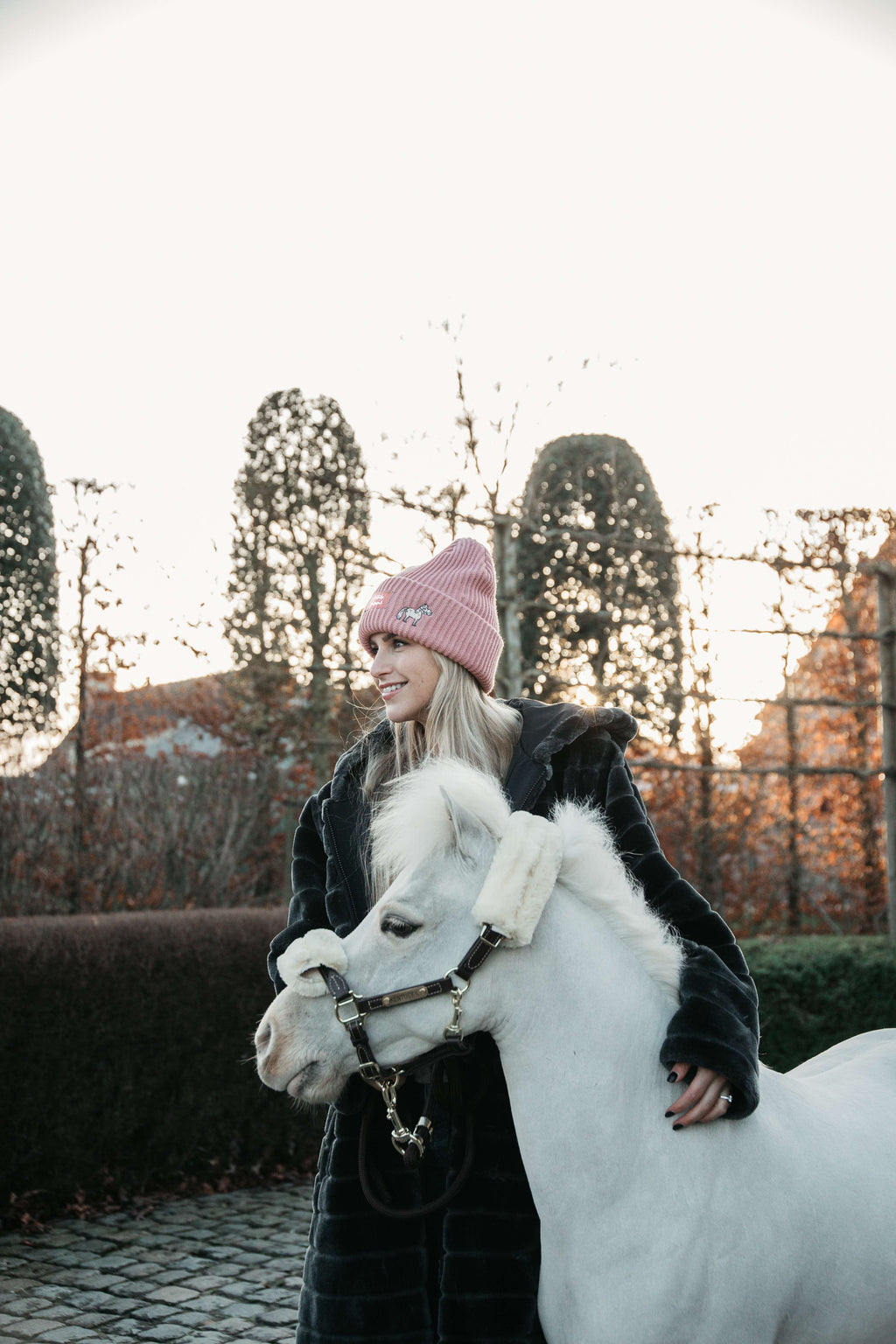 Kentucky Horsewear Bonnet Beanie Sammy Rose Vieux