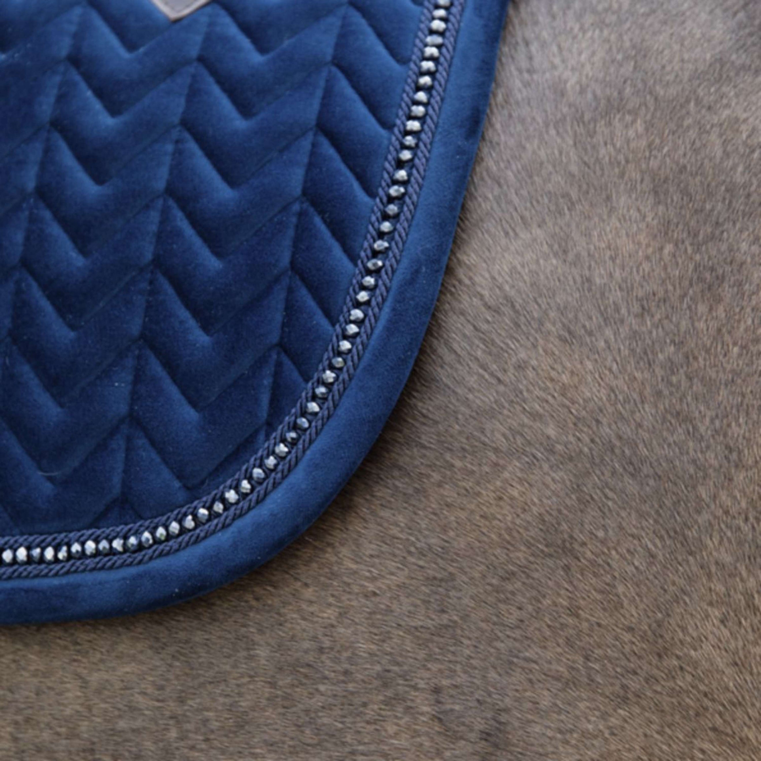 Kentucky Tapis de Selle velours Pearls Dressage Marin