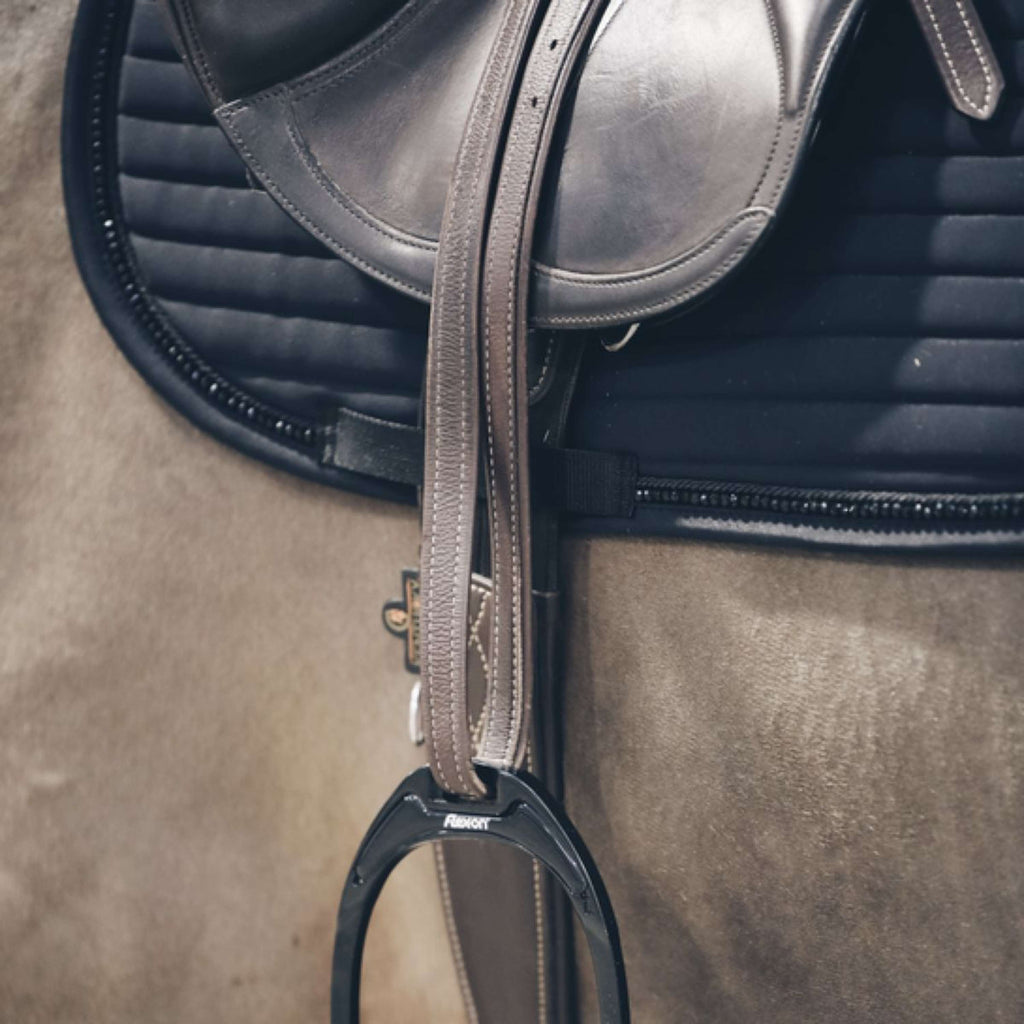 Kentucky Tapis de Selle De Saut Pearls Noir