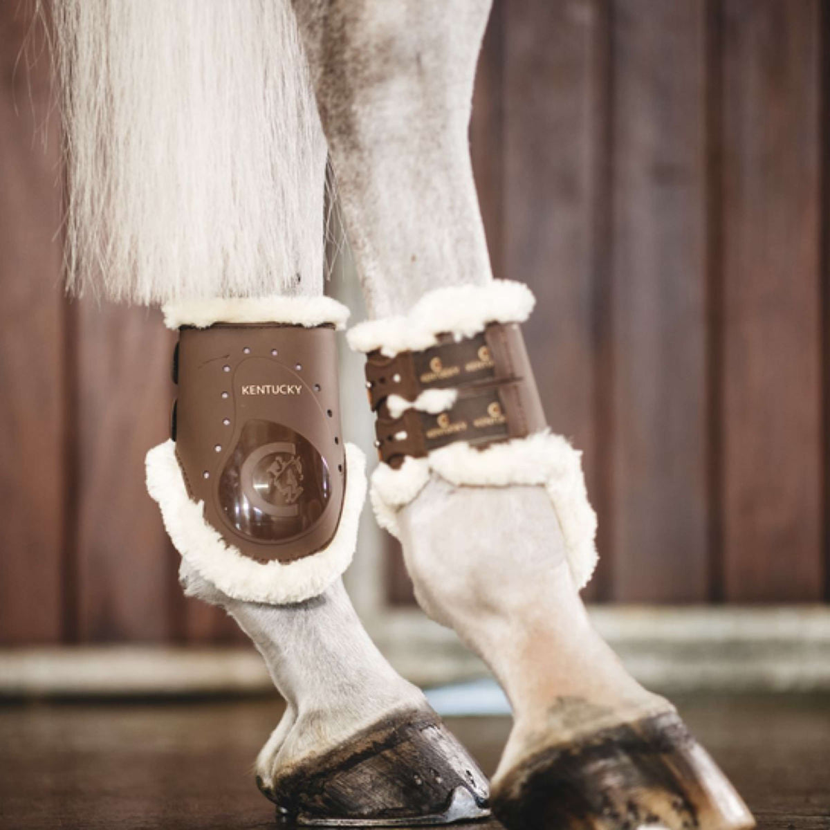 Kentucky Horsewear Protège-Boulets Sheepskin Elastic Marron