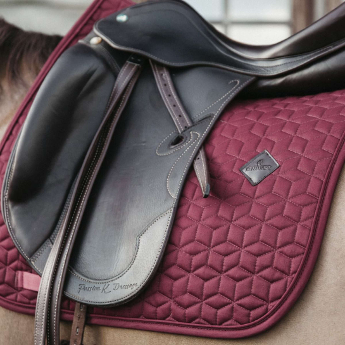 Kentucky Tapis de Selle Basic Dressage Bordeaux