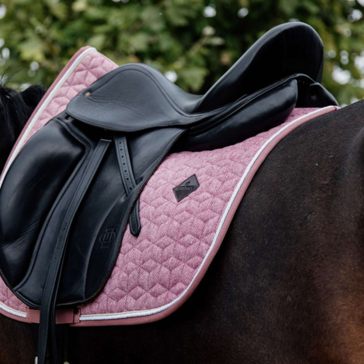 Kentucky Tapis de Selle Laine Dressage Rose clair