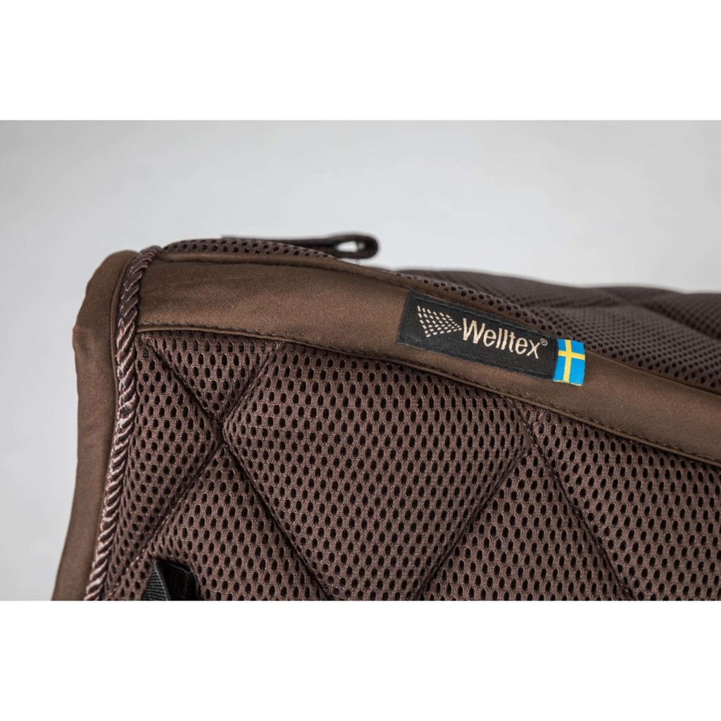 Back on Track Tapis de Selle AirFlow Dressage Marron