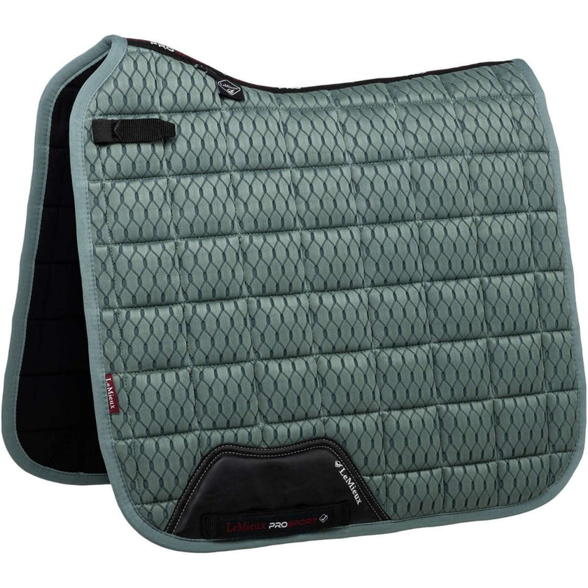 LeMieux Tapis de Selle Carbon Mesh Air Square Dressage Sage LeMieux Tapis de Selle Carbon Mesh Air Square Dressage Sage