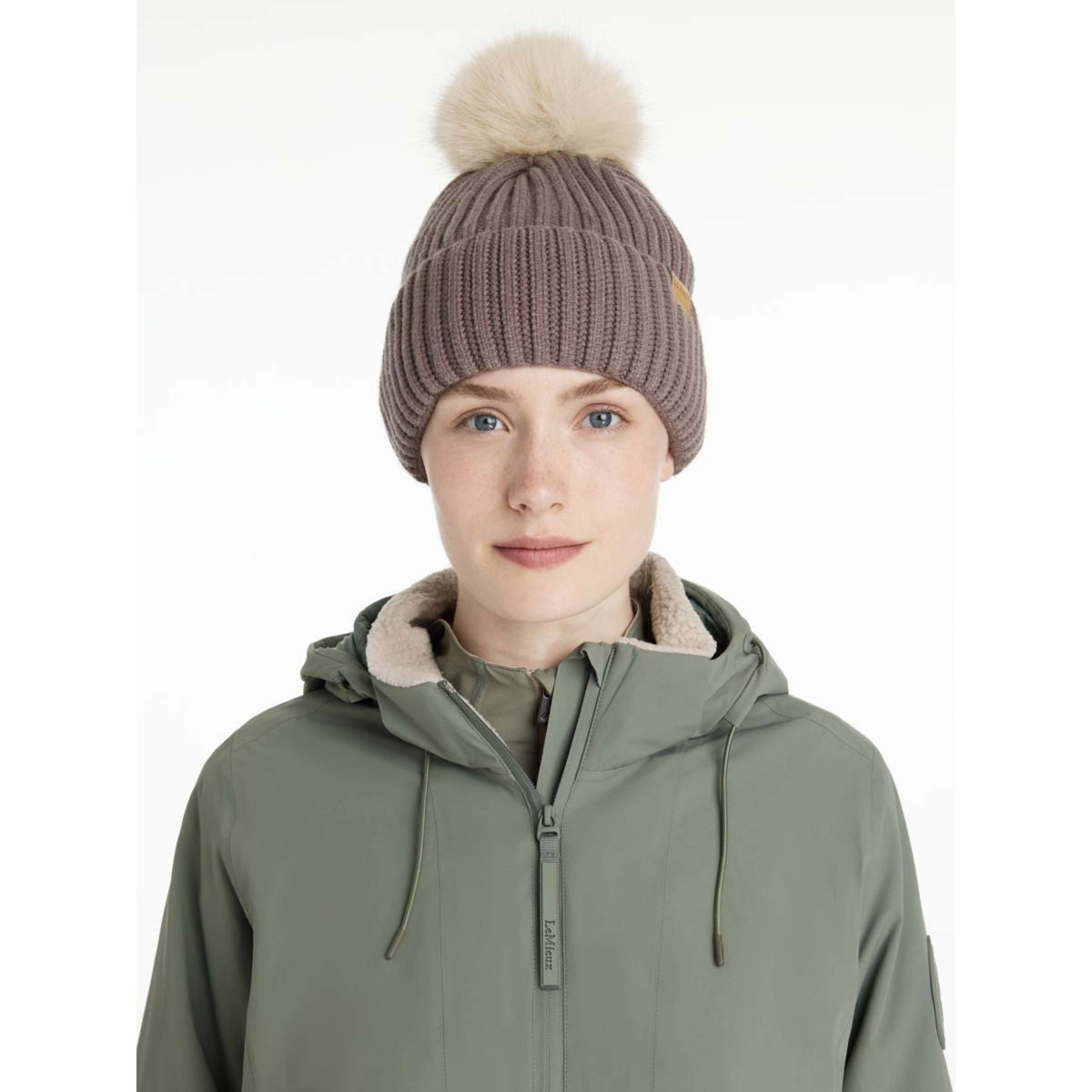 LeMieux Bonnet Clara Rib Noix