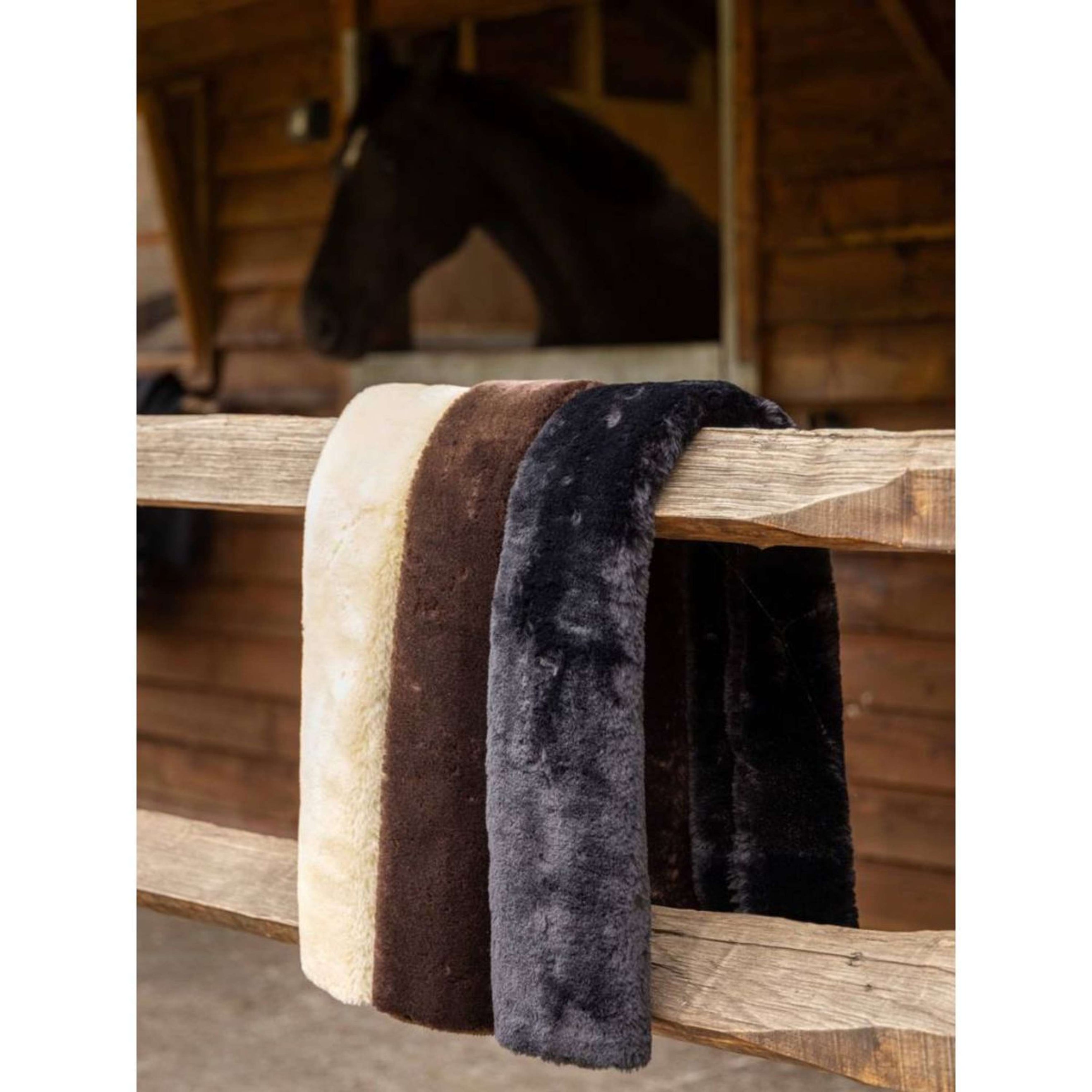 LeMieux Protecteur de Martingale Simuwool Noir