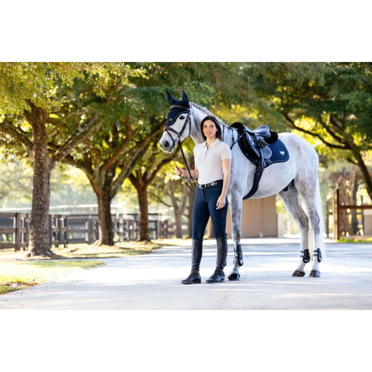 LeMieux Tapis de Selle Puissance Suede Close Contact Marin