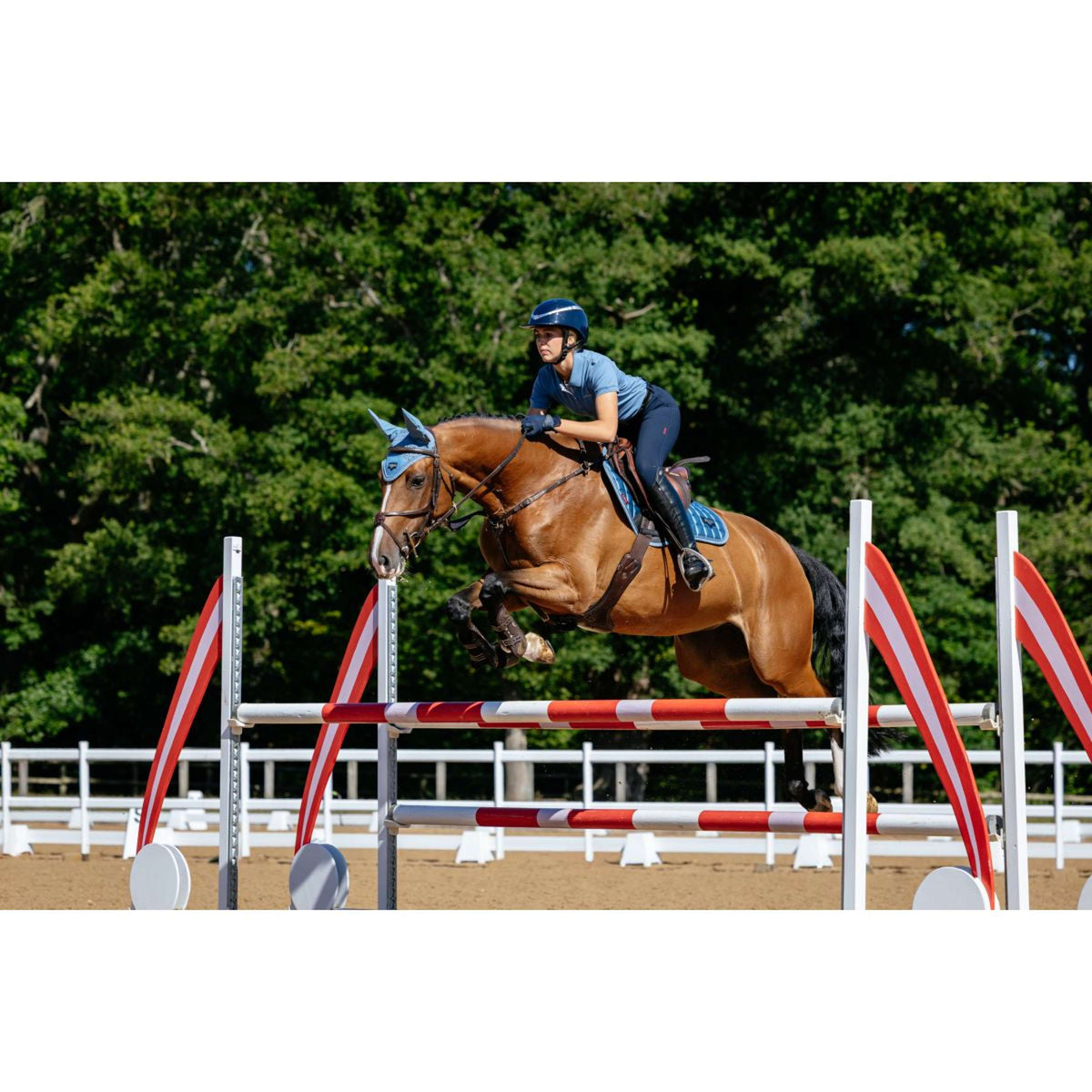 LeMieux Tapis de Selle Loire Classic Square Close Contact Ice Blue