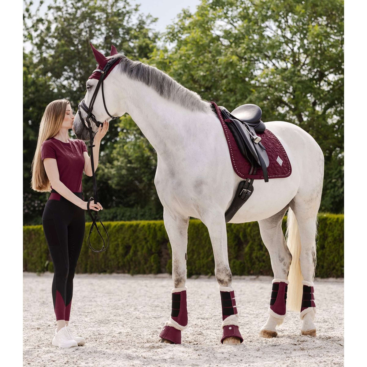 Waldhausen Tapis de Selle Marseille Dressage Velvet Red