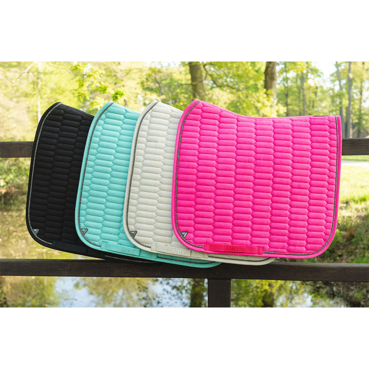 ANKY Tapis de Selle Suede XB261110 Dressage Pool Blue