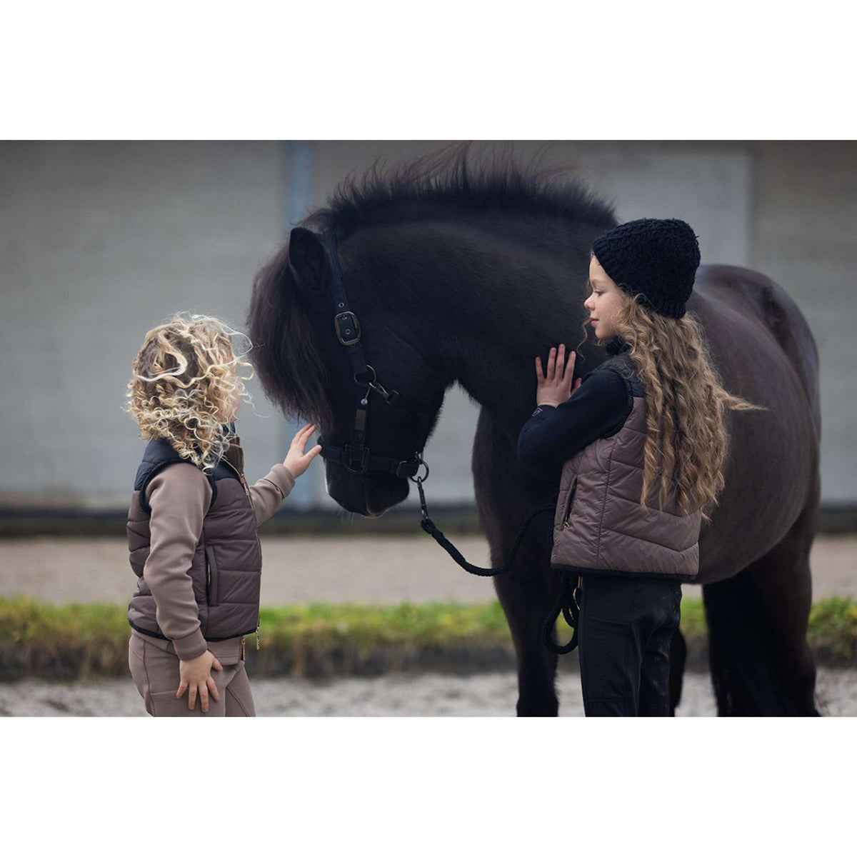 Mrs. Ros Veste d''entraînement Zoë Mini Taupe