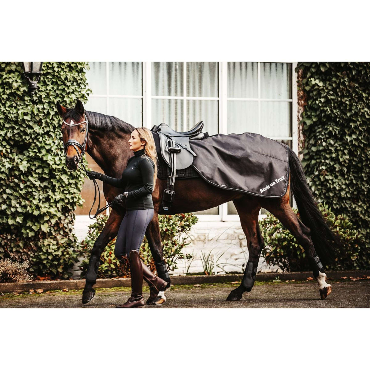 Back on Track Couvre-reins Sammy Noir