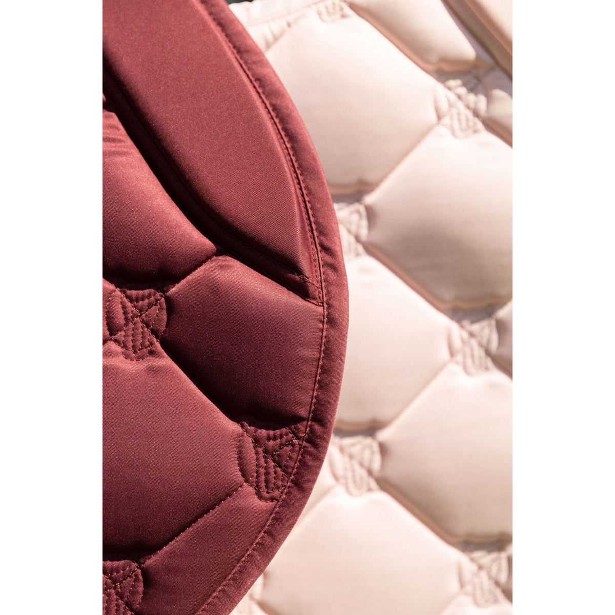 BR Tapis de Selle Kato de Saut New Maroon