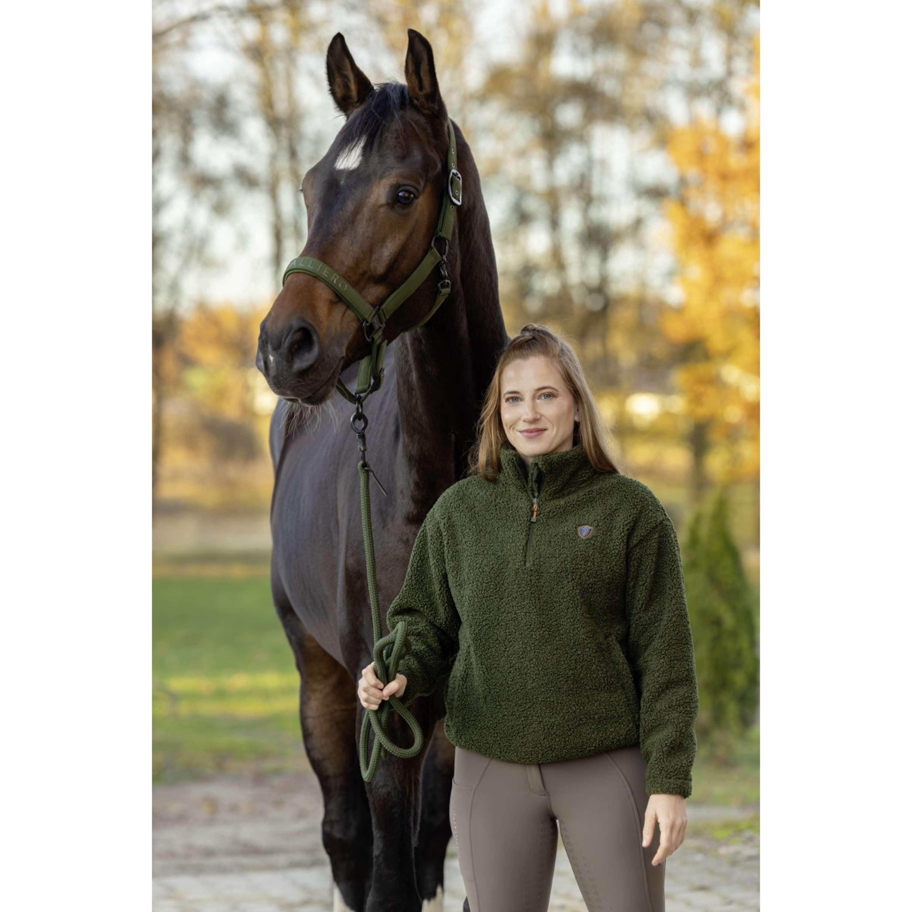 Covalliero Pull Teddy AW26 Forest Green
