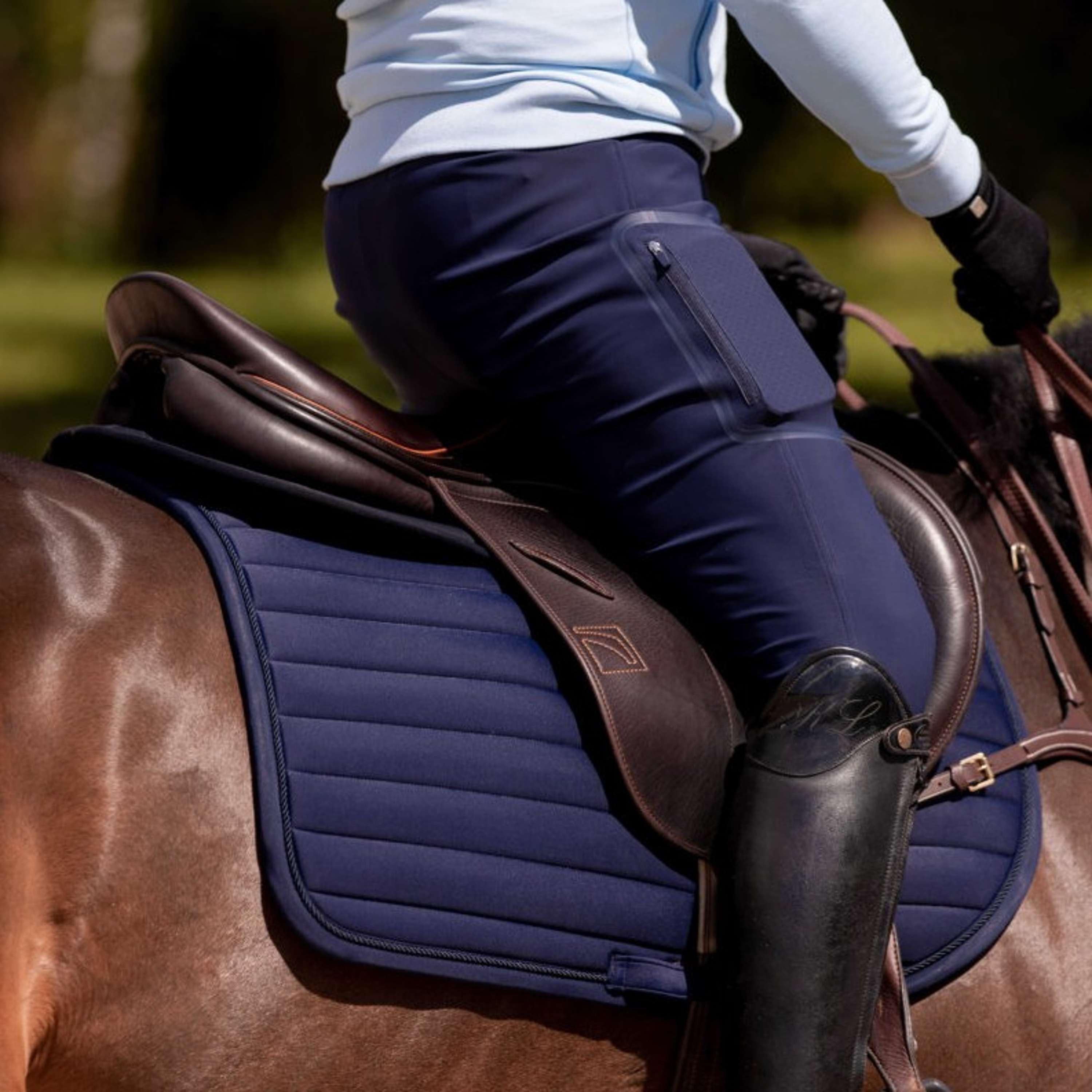 K by EQUITHÈME Tapis de Selle Triton de Saut Marine